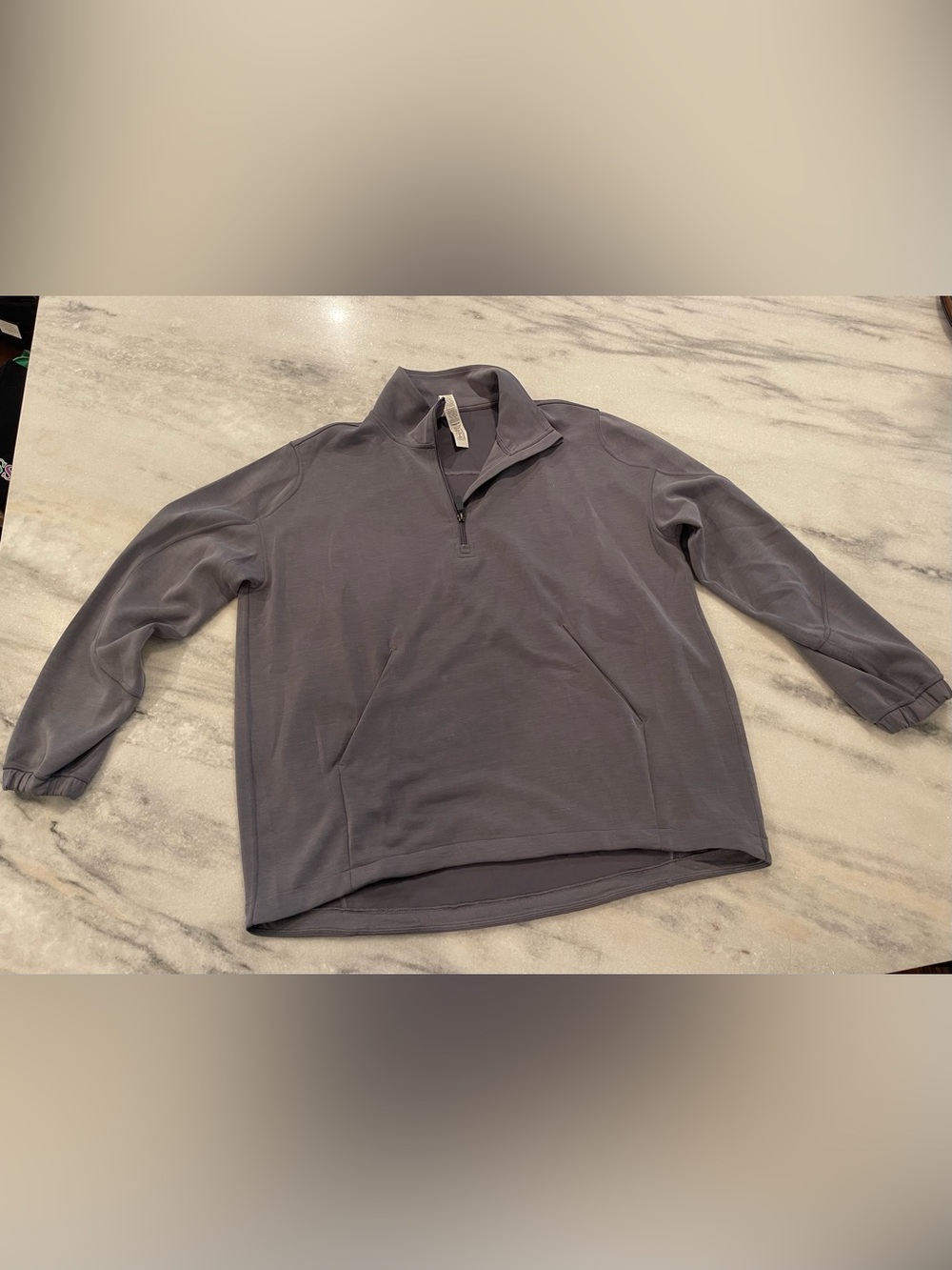 Lululemon - Large Women’s Half-Zip Pullover Sweatshirt - Gray